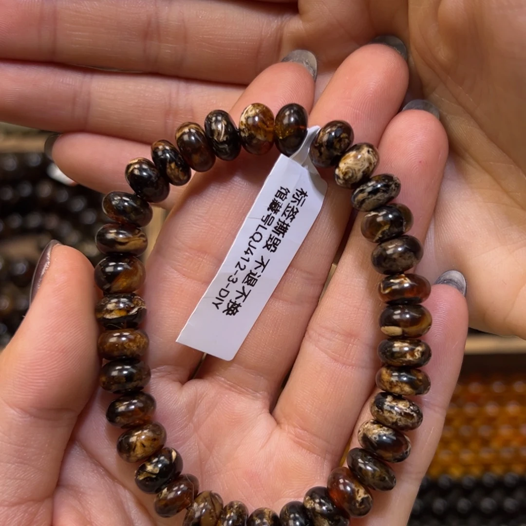 琥珀未镶嵌裸石抚顺琥珀黑花蜡9m