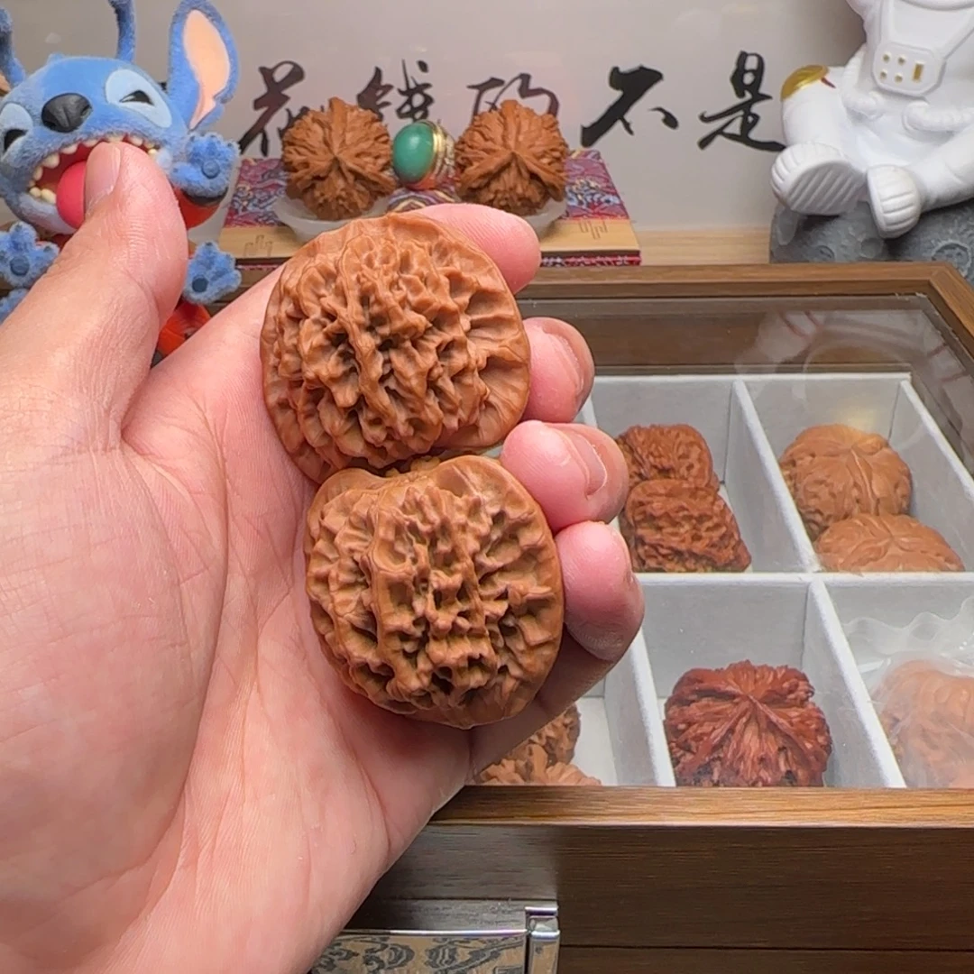 ****文玩核桃吊坠秦闷