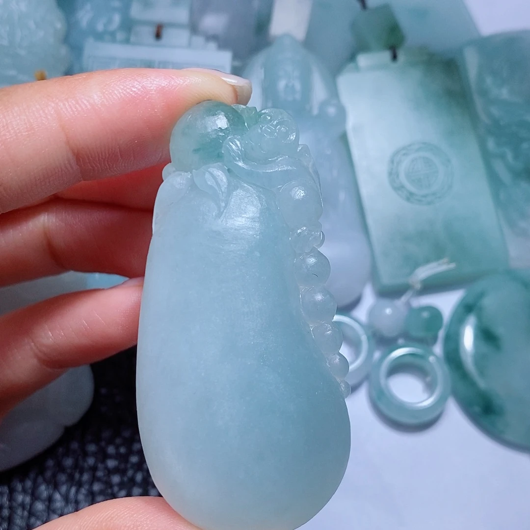 定制翡翠未镶嵌毛货付款后确认抛光