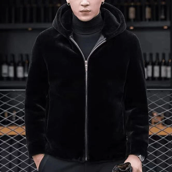 新款时尚帽款男士外套