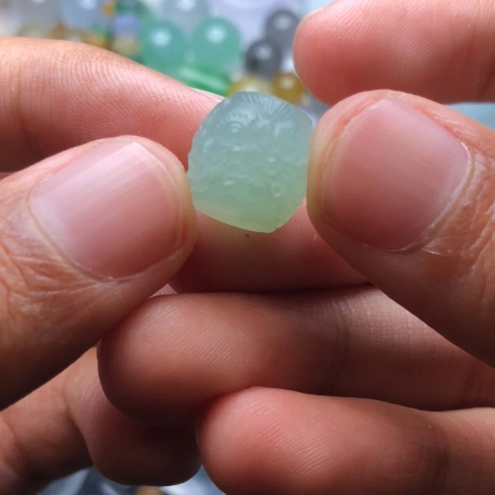 未镶嵌定制翡翠挂件