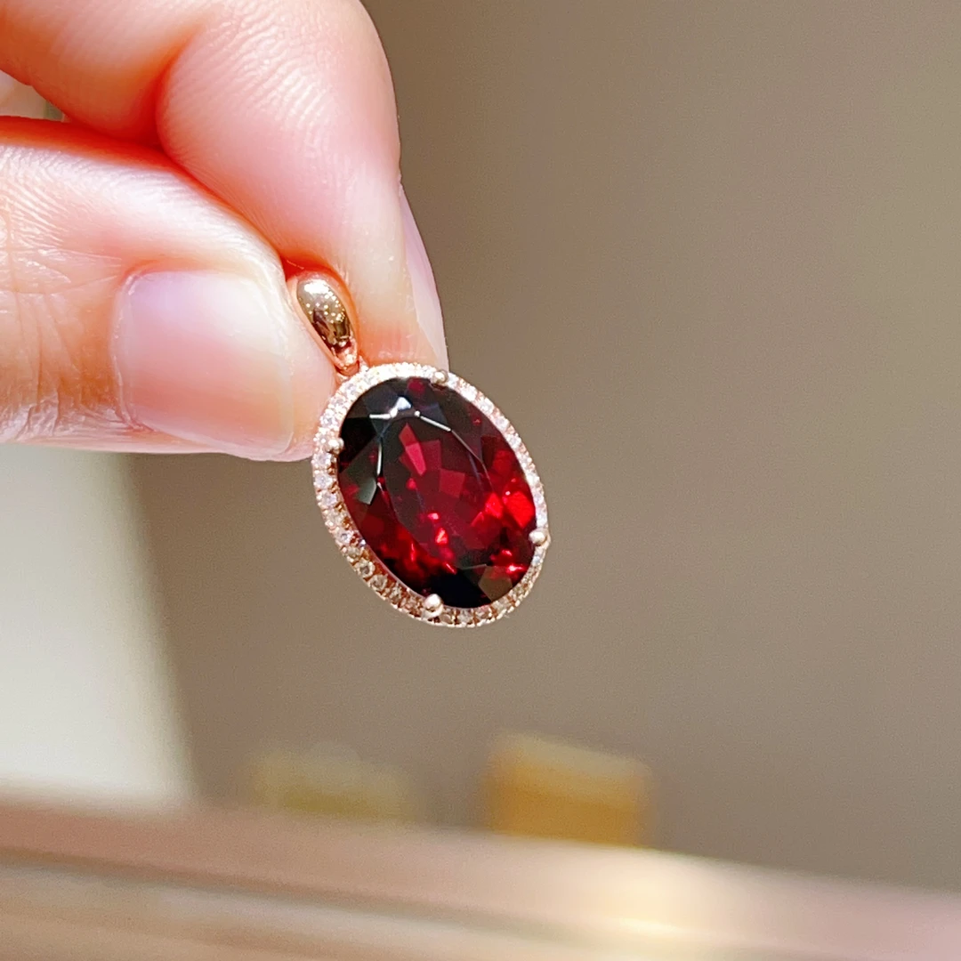 7.95ct 18k玫瑰金镶嵌石榴石吊坠 2898