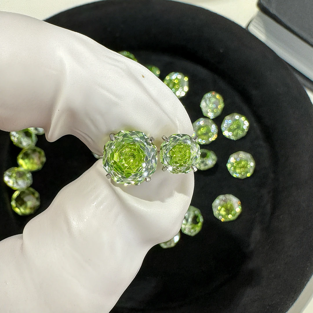 钛钢耳饰 可选杆长杆粗内螺旋青柠绿玫瑰切钛钢螺丝拧耳骨钉