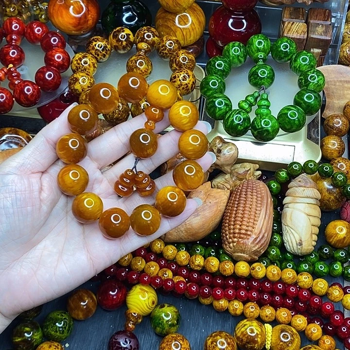 松木琥珀木文玩手串