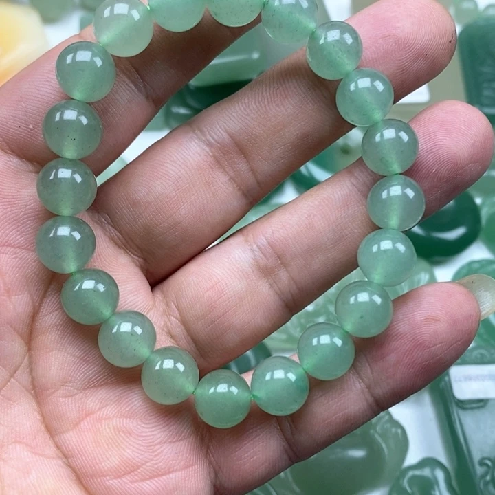 东陵石未镶嵌颈饰
