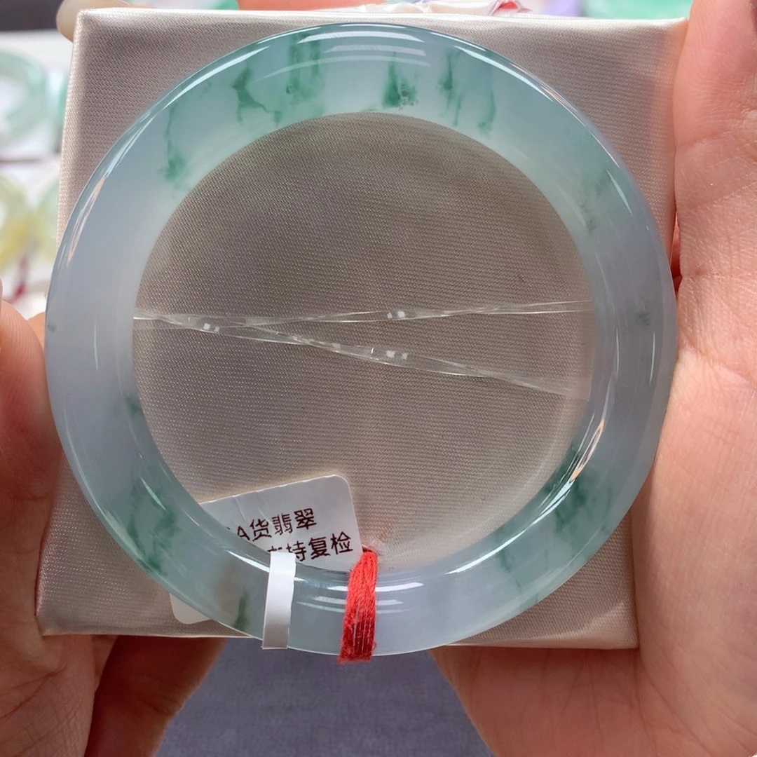 翡翠手镯未镶嵌56圆62号88