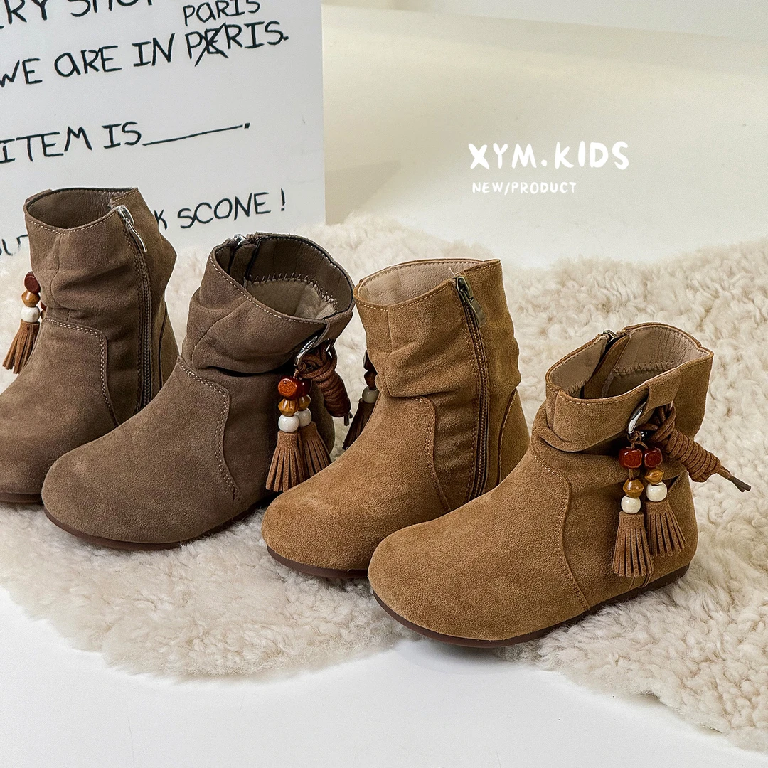 2025年秋冬季新款儿童时尚复古流苏挂件圆头堆堆靴