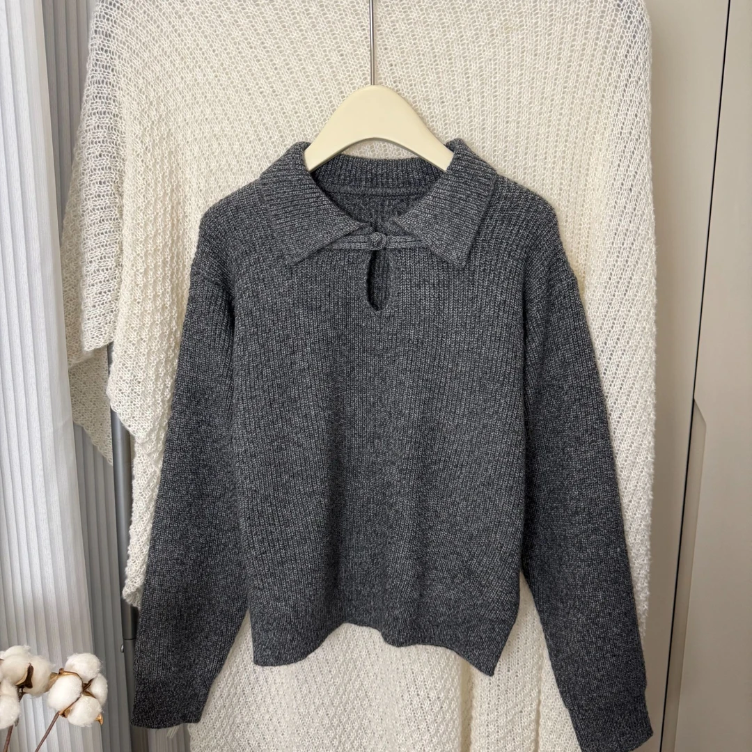 2025早春新品旗袍扣小方领设计师款镂空纯色百搭减龄时髦女士毛衣