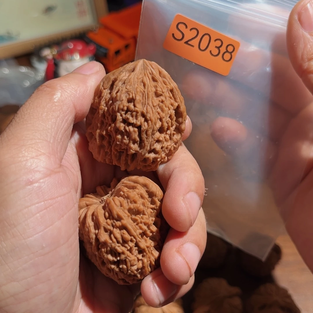 文玩核桃把件南疆