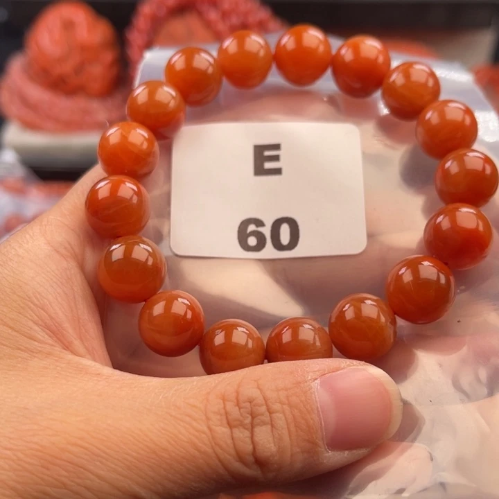 南红玛瑙未镶嵌多样性发货默认微瑕称重12mm