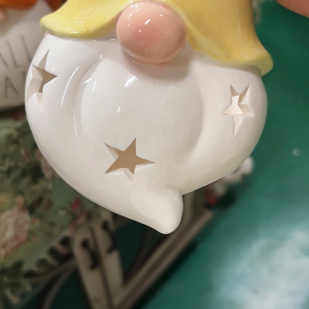 学****生陶瓷艺术设计中心