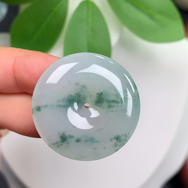 翡翠未镶嵌颈饰平安扣 29.8x5.1mm