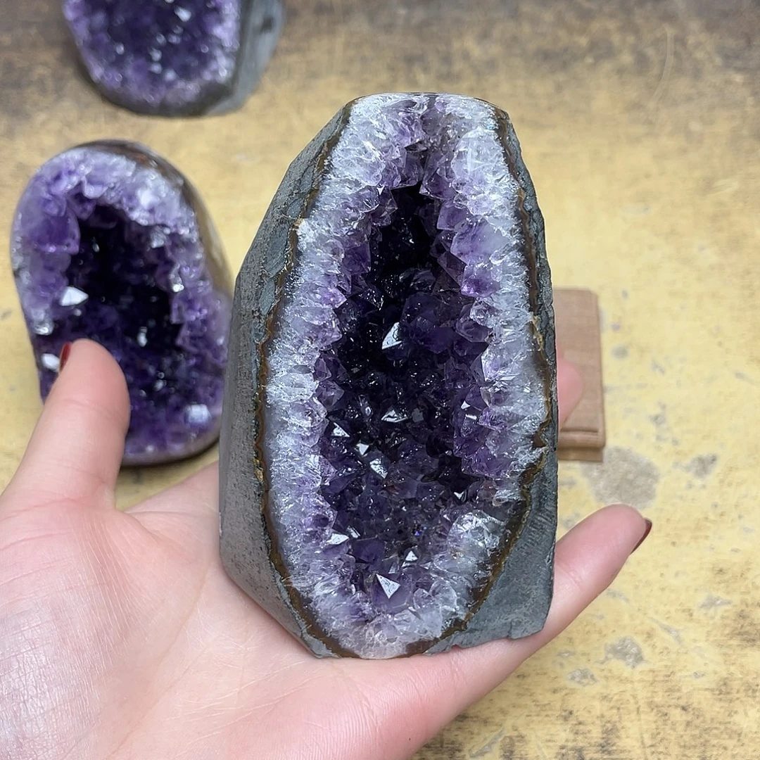 未镶嵌紫晶大型摆件（非配饰）