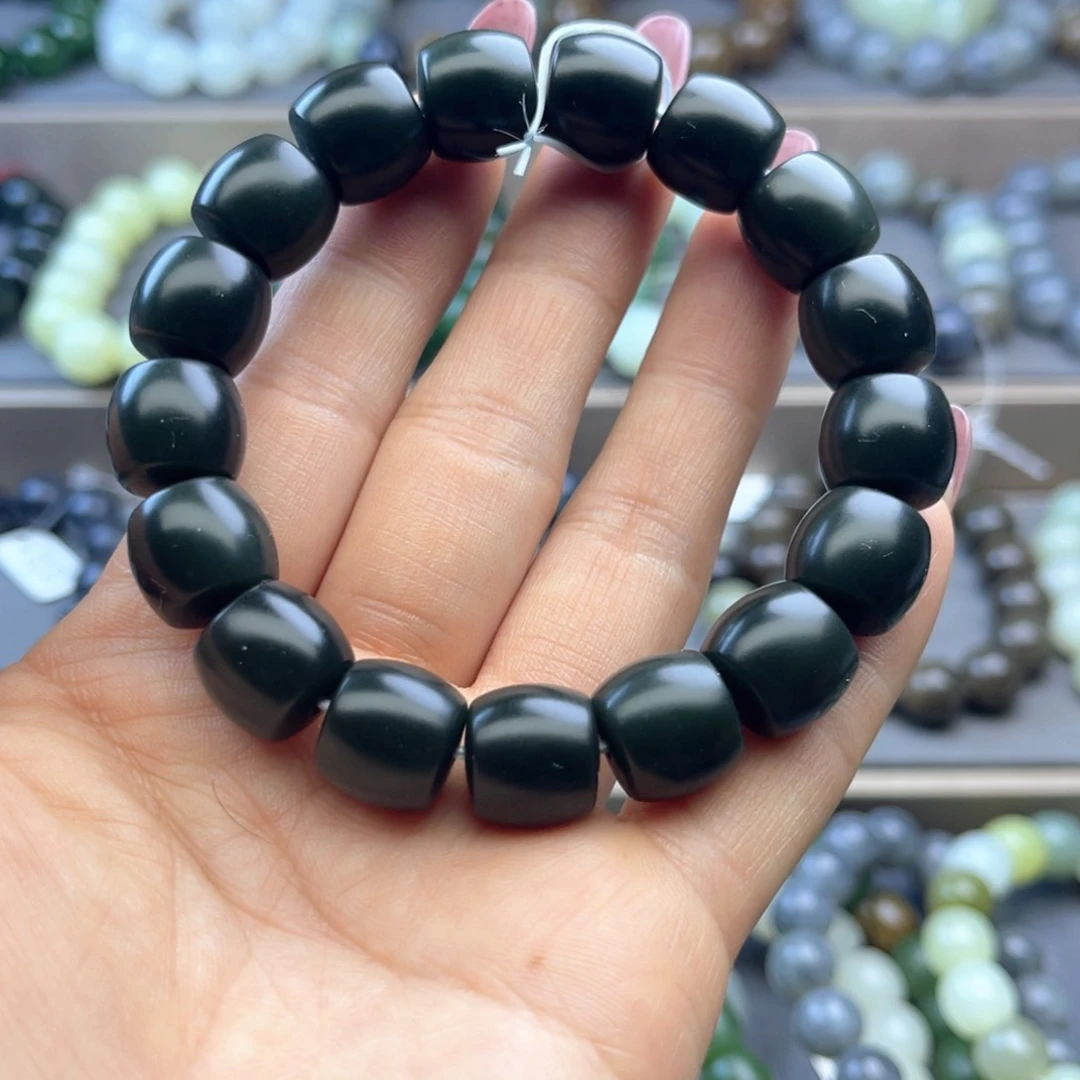 手链未镶嵌和田玉