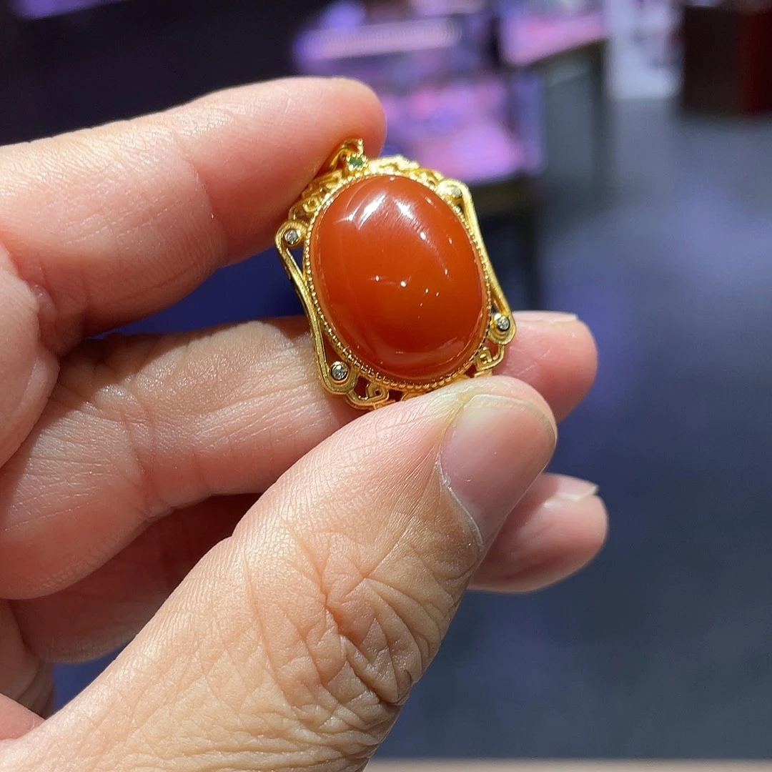 南红玛瑙未镶嵌颈饰