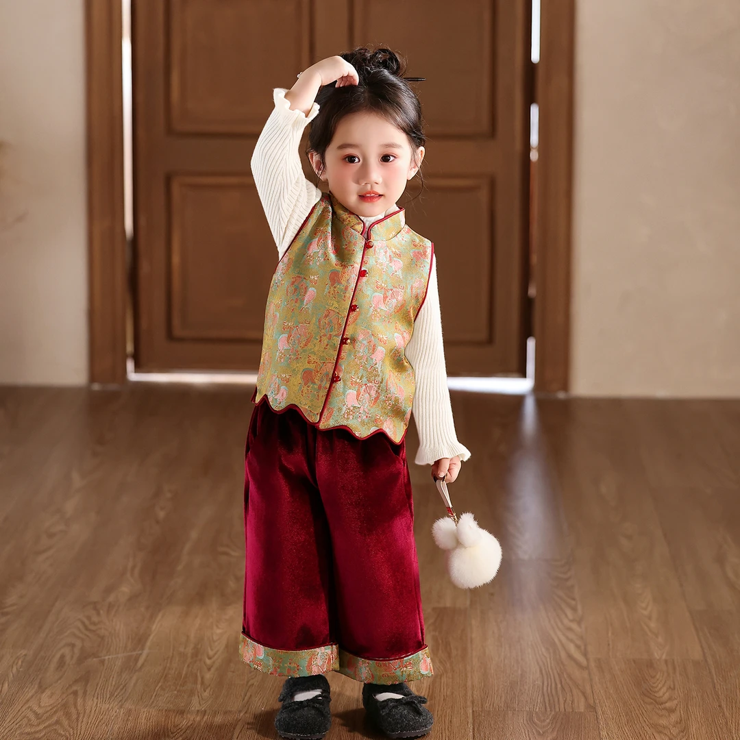 中国风儿童马甲套装女童秋冬加绒新中式国潮风立领盘扣喜庆拜年服