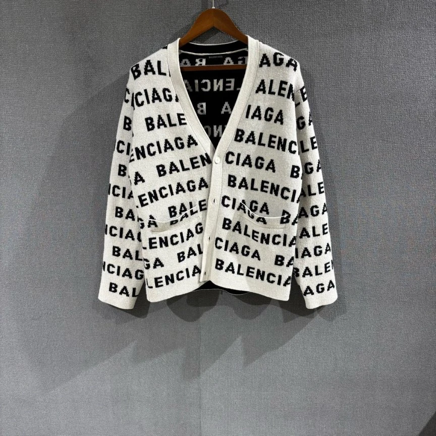 99新 Balenciaga/巴黎世家 弹幕羊毛开衫毛衣 99新2码/6735