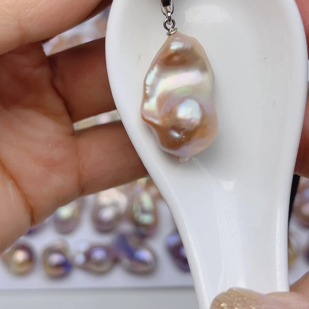 颈饰未镶嵌淡水珍珠