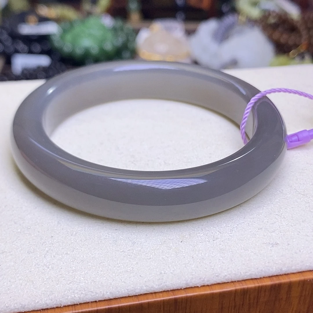 和田玉未镶嵌颈饰55孤品清货价浓烟紫脂膏级