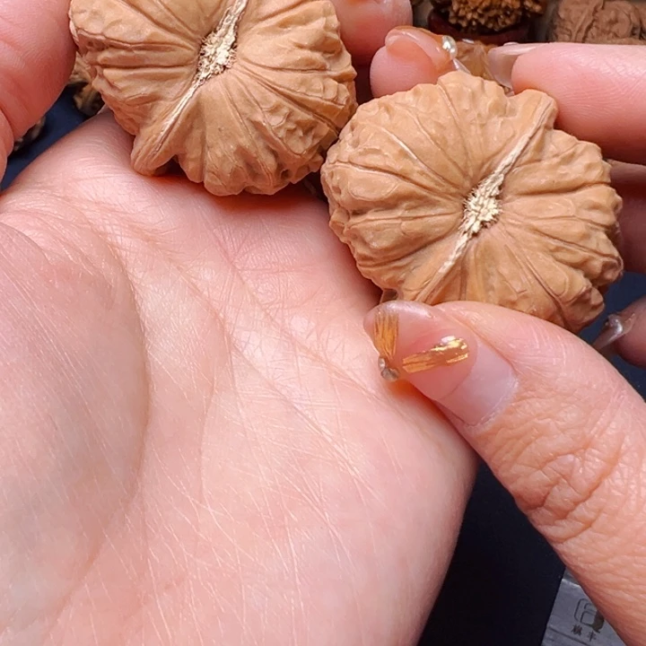 文玩核桃吊坠南瓜39肚子44