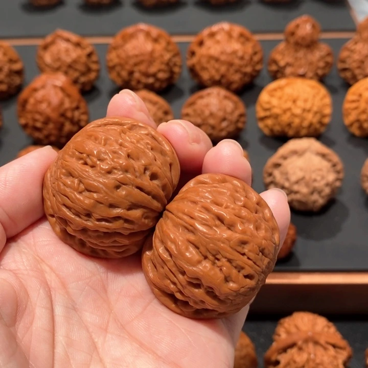 文玩核桃吊坠当**意铁锤908