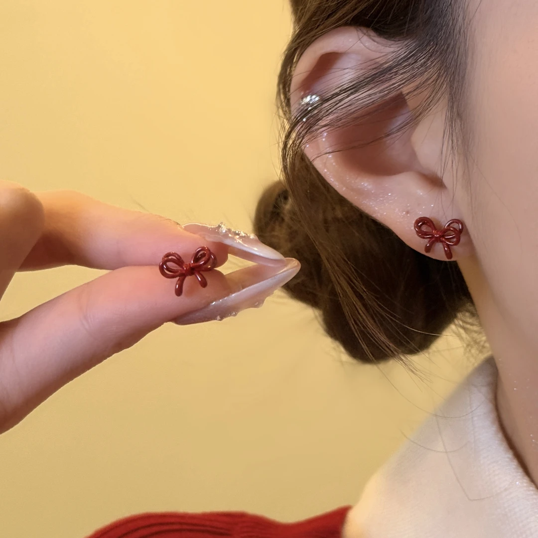 铜合金耳饰 温柔复古韩系蝴蝶结红色耳饰轻奢高级感过年喜庆耳饰