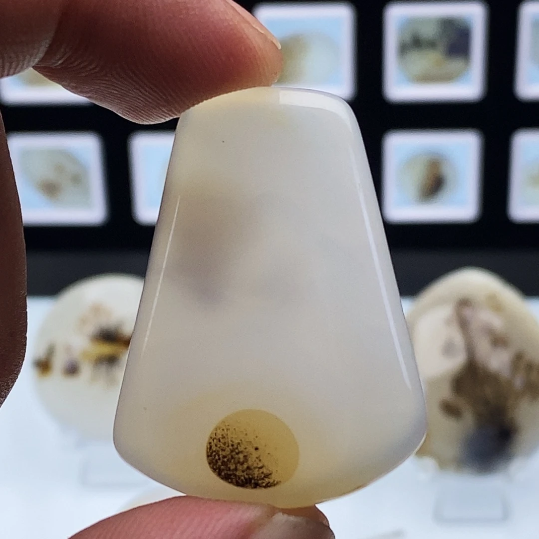 玛瑙/玉髓未镶嵌吊坠(不含链)