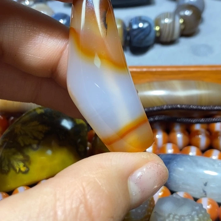 玛瑙/玉髓未镶嵌颈饰