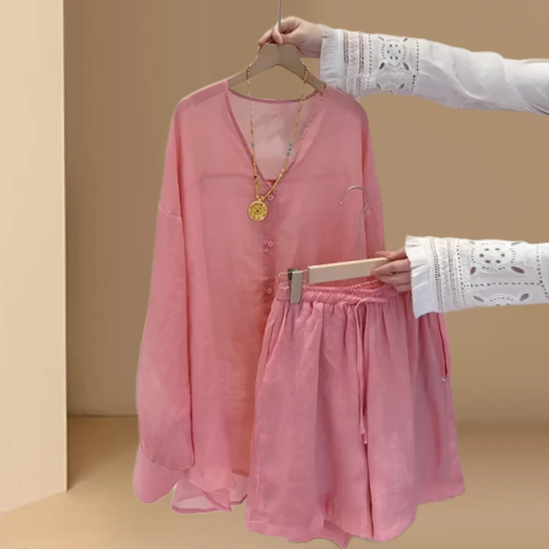 2025夏季韩版时尚粉色V领防晒衬衫加松紧腰短裤宽松休闲气质套装