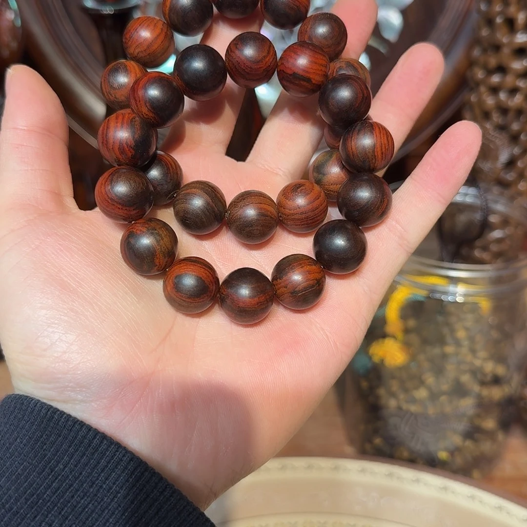 交趾黄檀（大红酸枝）手串1.6