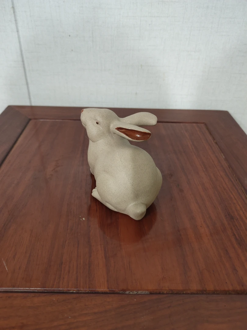 紫砂茶宠小白兔