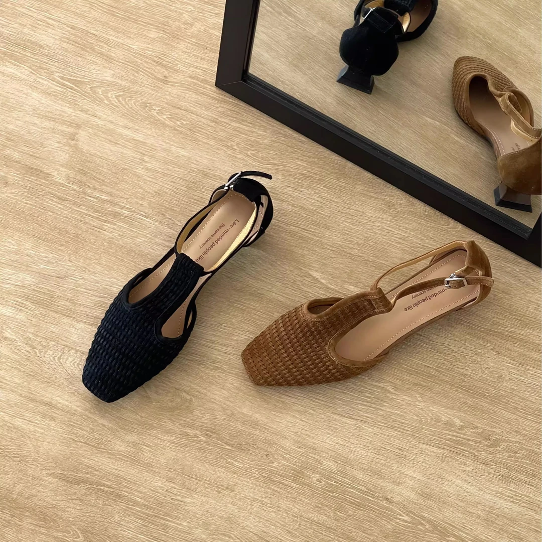 HUSSLOVE 羊翻皮·跟高3CM·时尚小众百搭编织方头T字带中跟凉拖