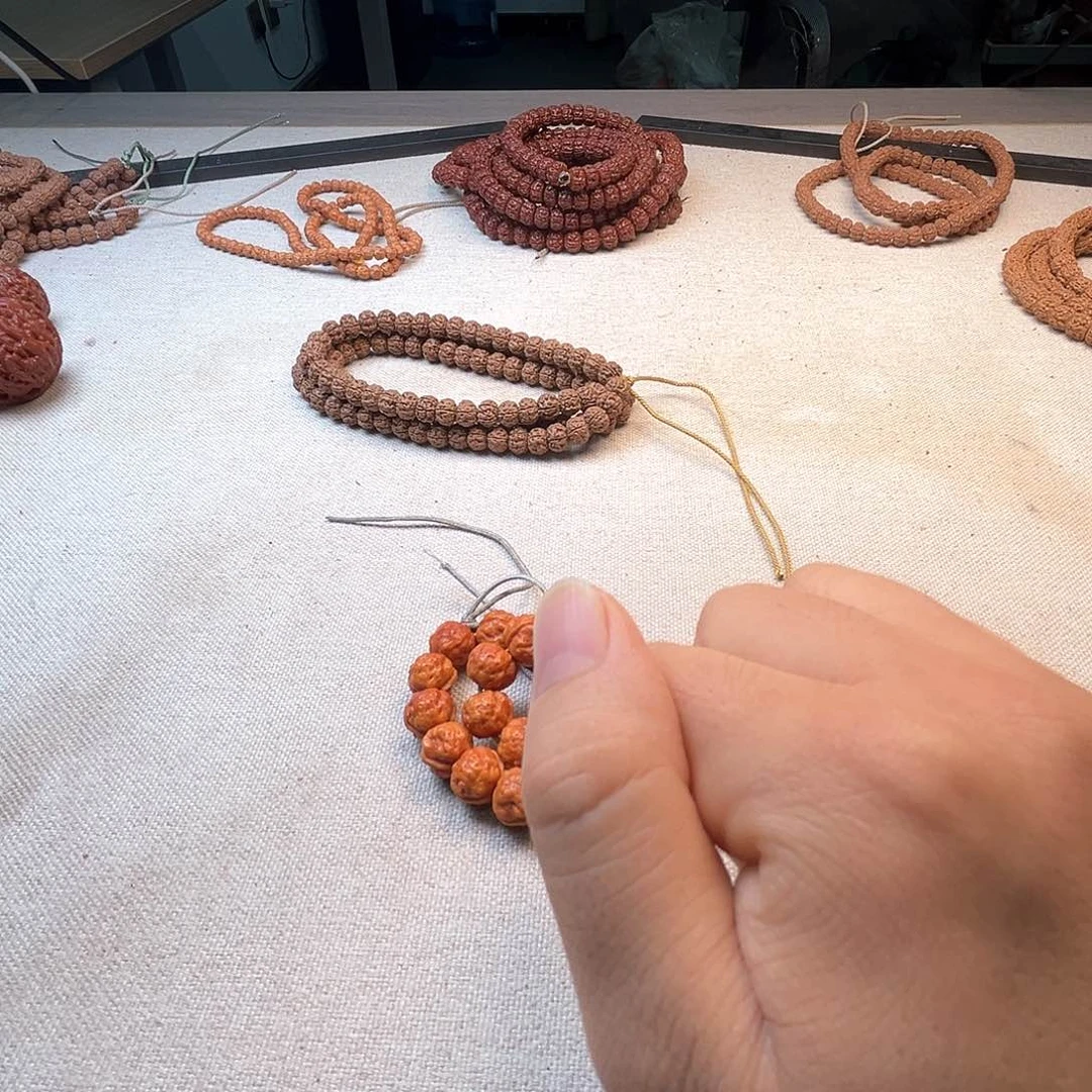 吊坠柏香籽/百香籽?****斯哈哈哈哈哈哈哈哈哈就