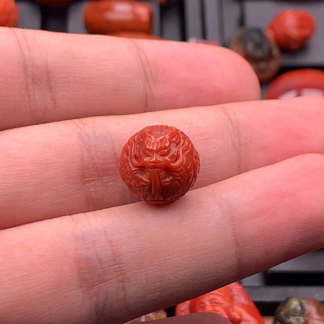 南红玛瑙未镶嵌南红川料原矿龙珠圆珠13.3mm