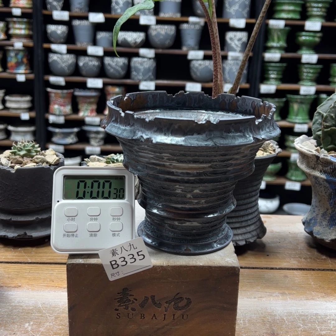 素八九陶瓷内口17.5高13牧**?