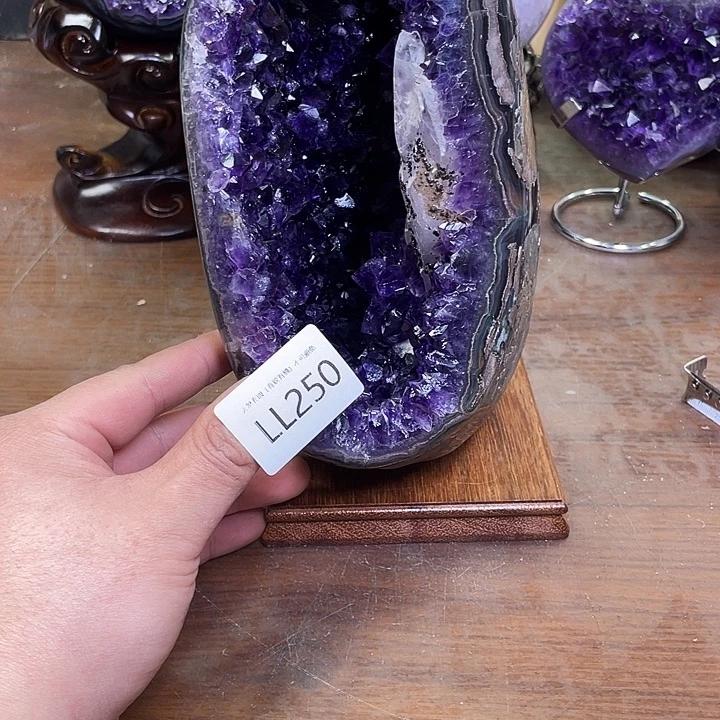 大型摆件（非配饰）未镶嵌水晶