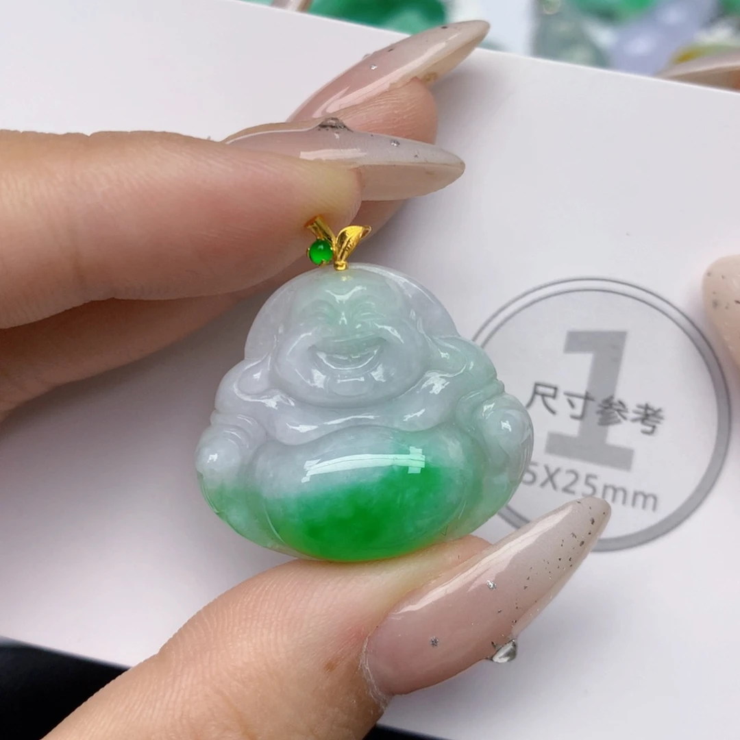 颈饰18K金镶嵌翡翠