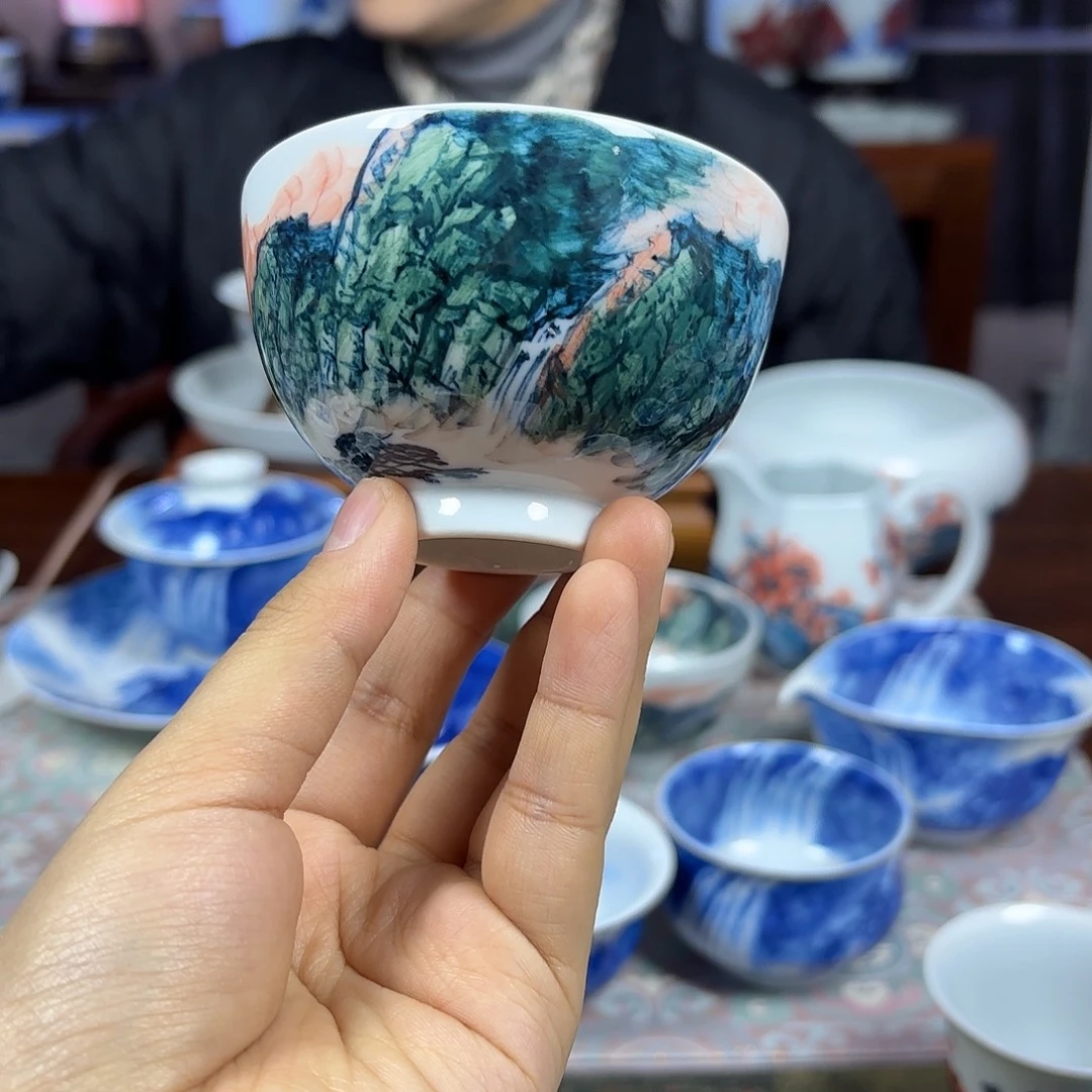 威***司国一王老师手绘釉下五彩