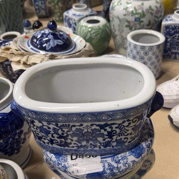 瓷片微瑕。。。。。。。。。。。。。。。。