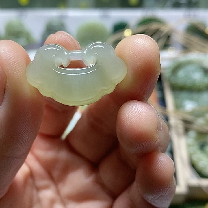 和田玉颈饰未镶嵌Q***子