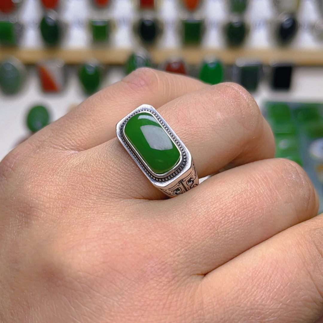 玉戒指菠菜绿和田玉绿色碧玉方S925银戒指重工时尚男和田玉戒指