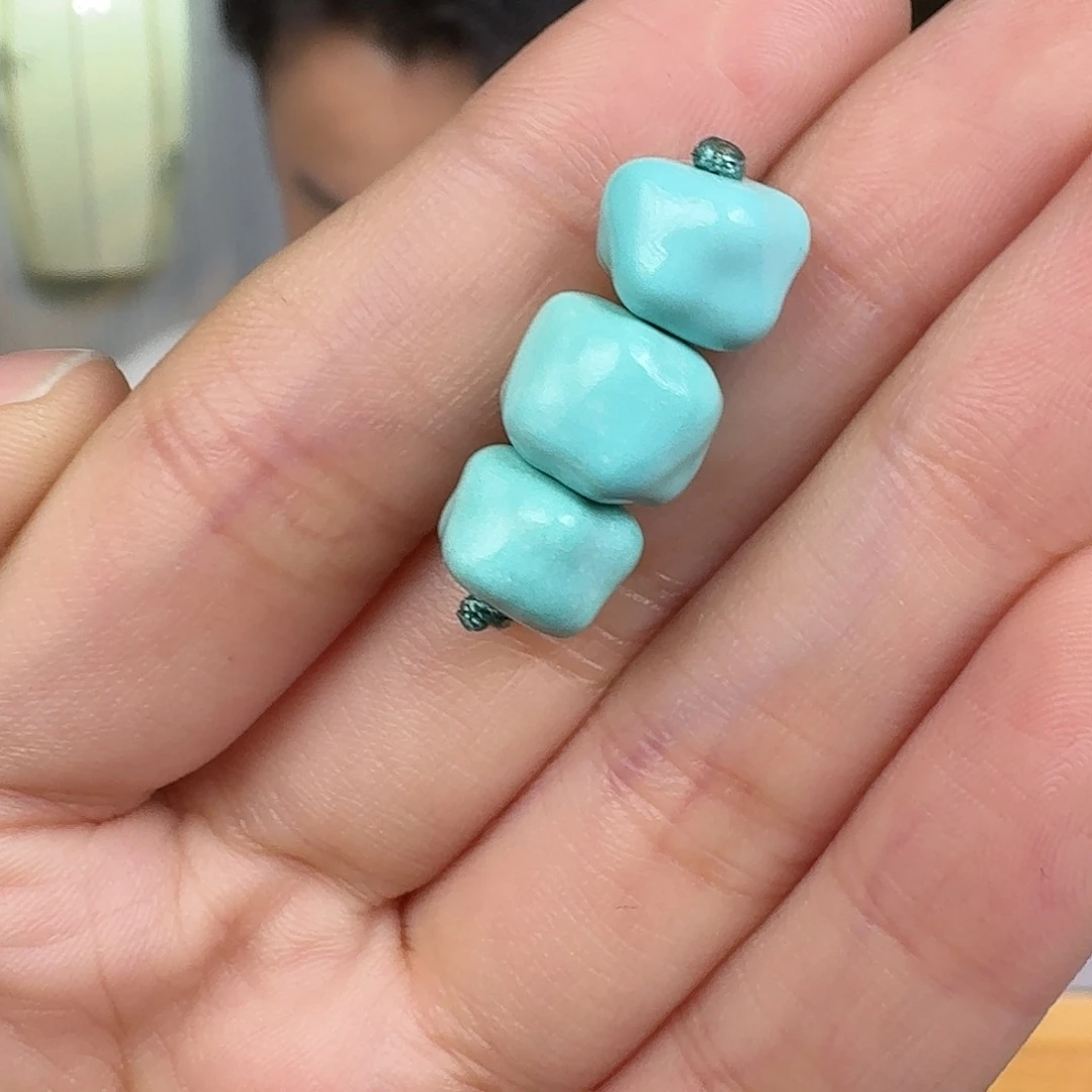 绿松石未镶嵌挂件