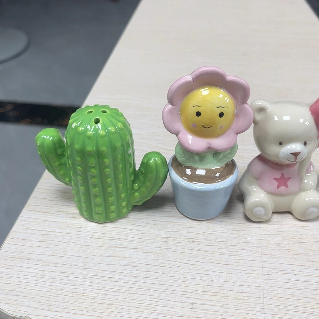 薄***猫摆件微瑕疵陶瓷摆件完美主义慎拍