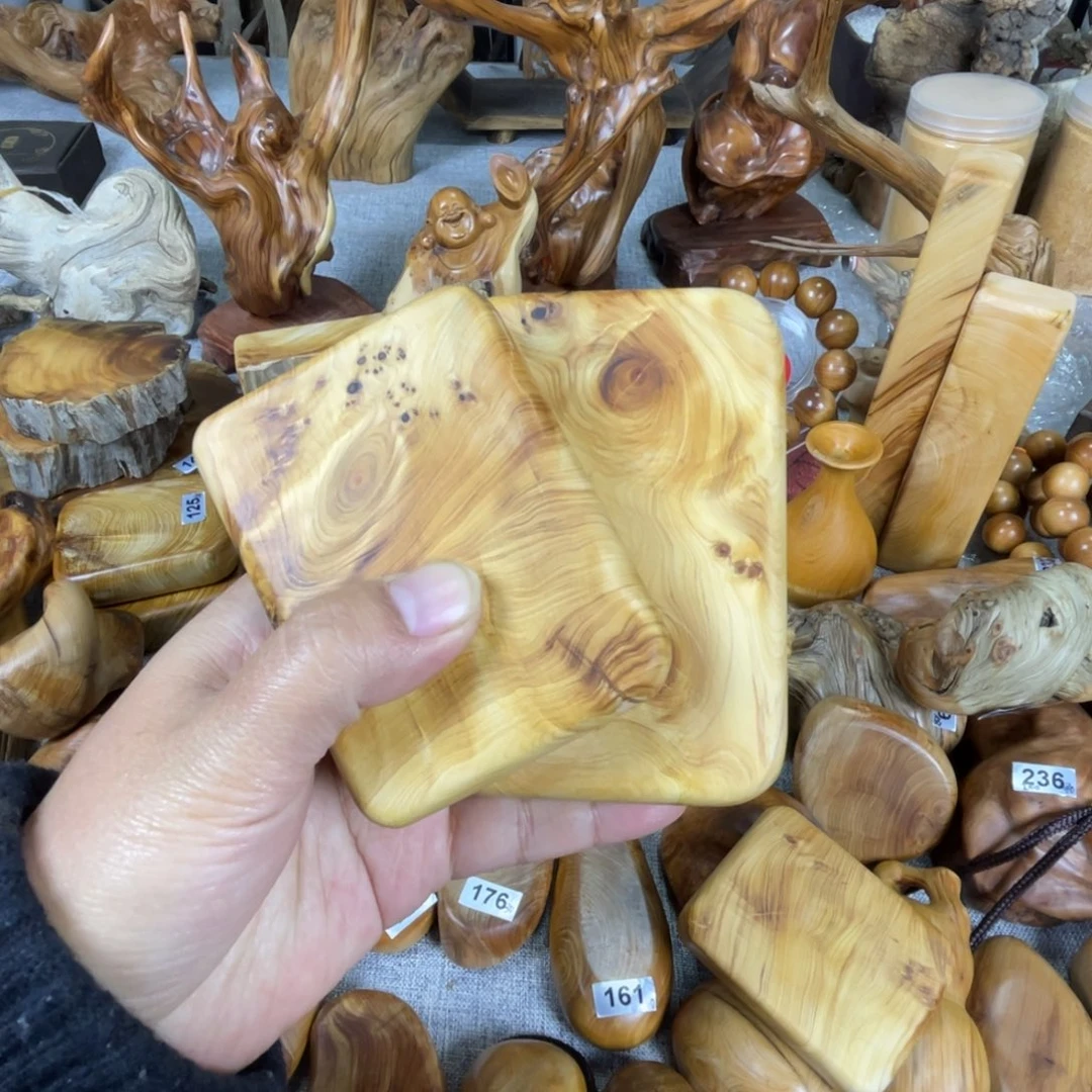 玛***莉柏木太行崖柏随形牌子有裂介意慎拍
