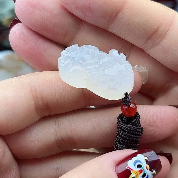 玛瑙手饰未镶嵌三*石