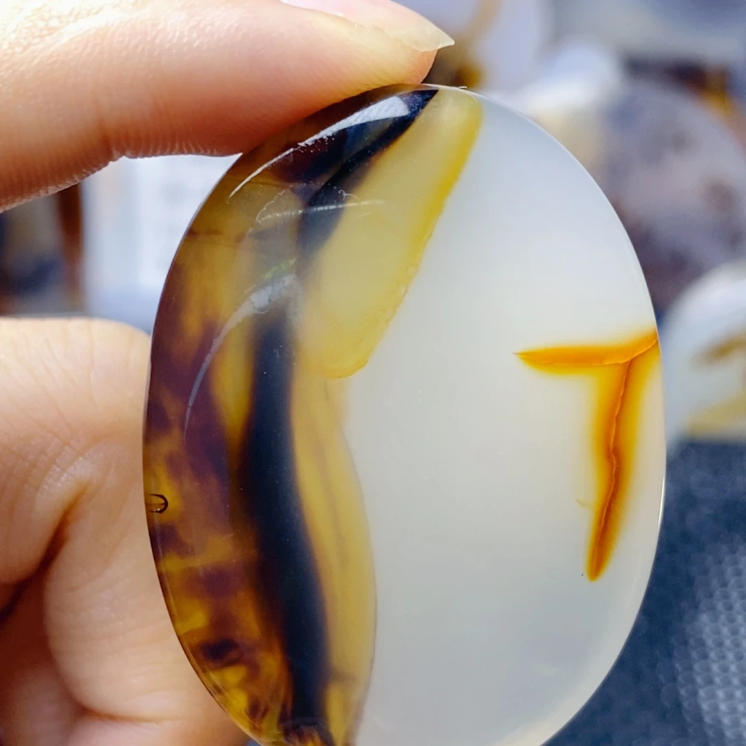 玛瑙/玉髓未镶嵌珠宝奇石