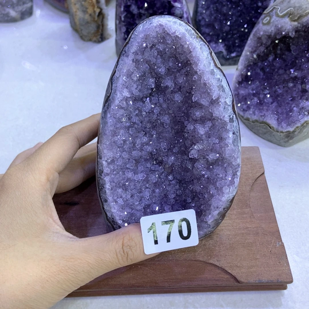 未镶嵌大型摆件（非配饰）紫晶