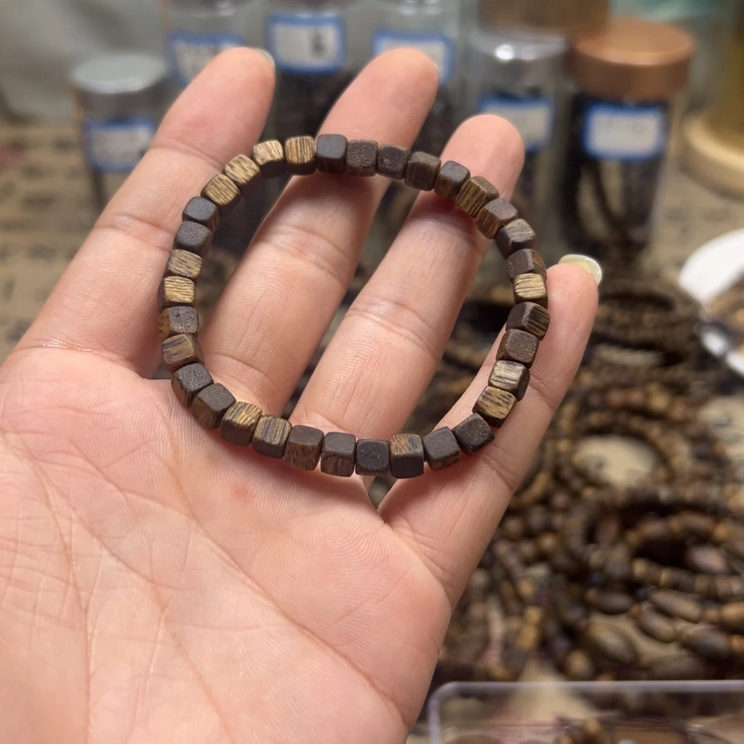 沉香碎屑沉香奇楠沉香卡5单圈方糖