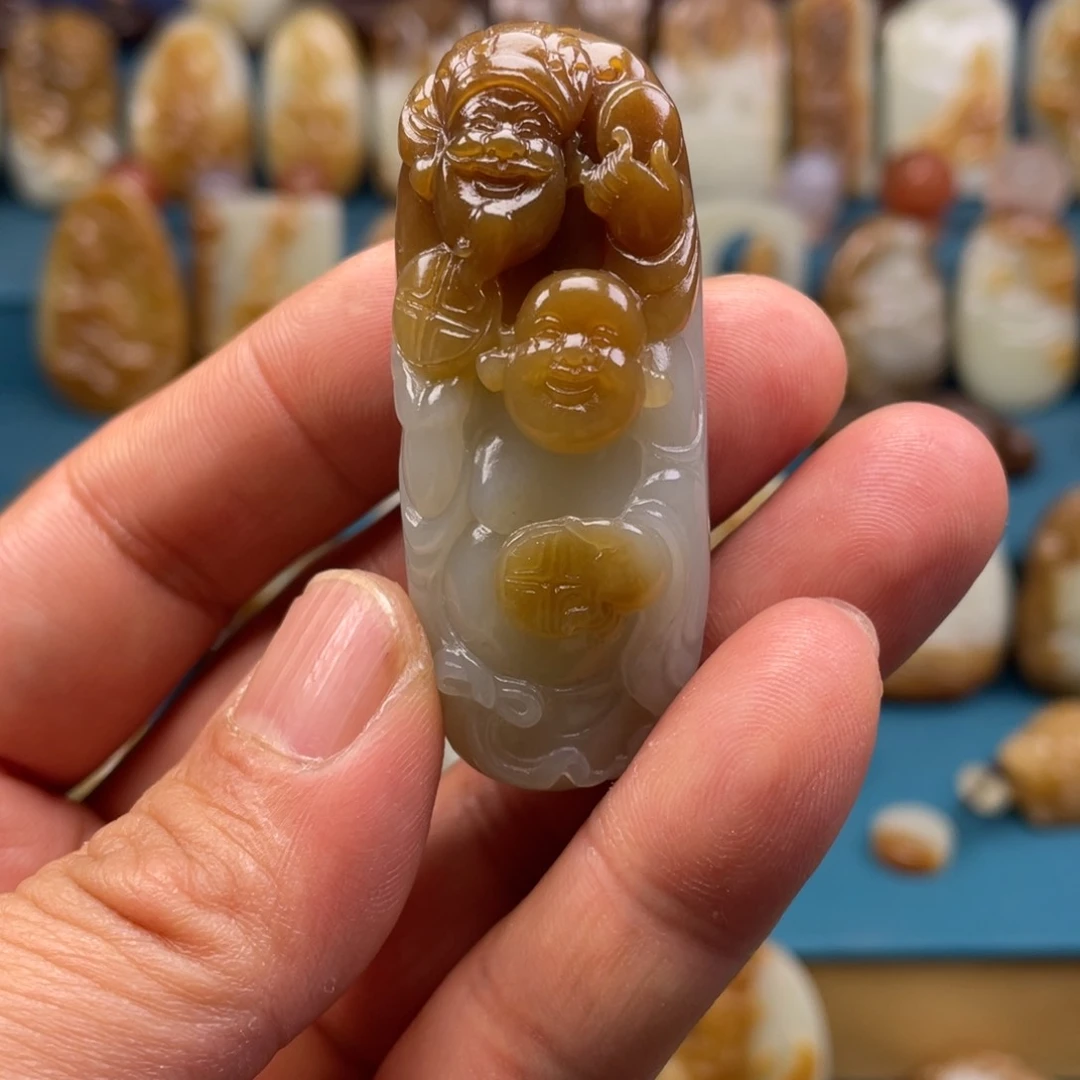 颈饰未镶嵌和田玉