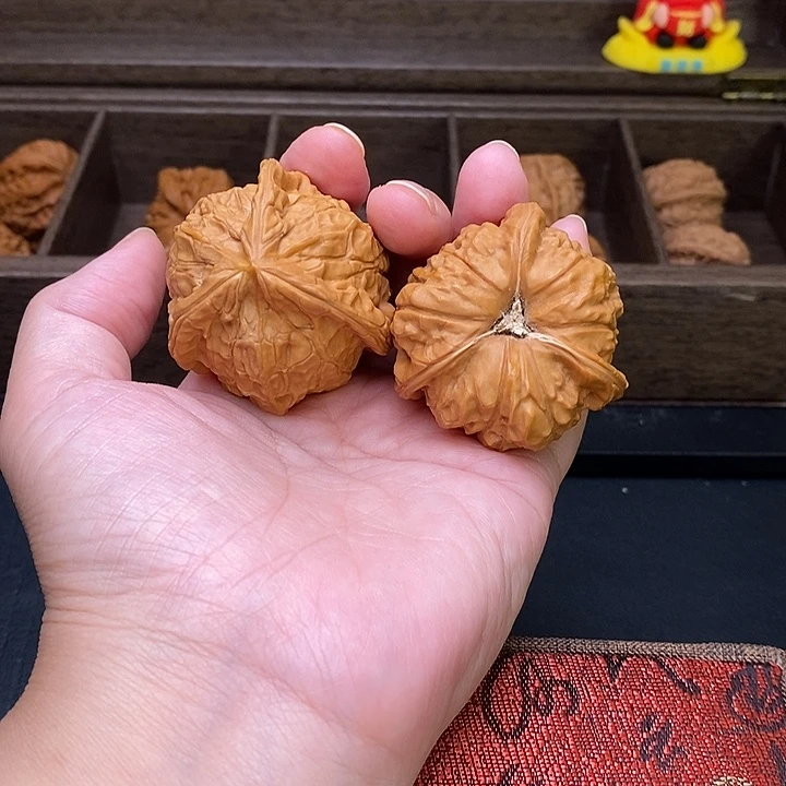 不***）把件文玩核桃南瓜